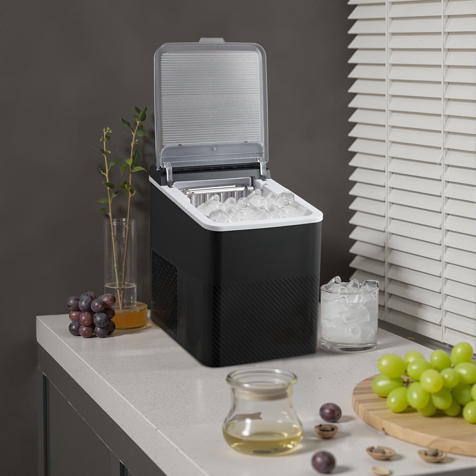 Mainstays Countertop Ice Maker, Rich Black, 9 Bullet Cubes, 2 Ice Sizes, 26 lbs/24H with Removable & Washable Ice Tray & Scoop, with Self-Cleaning Function